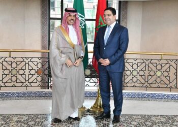 ناصر بوريطة يجري محادثات مع نظيره السعودي
