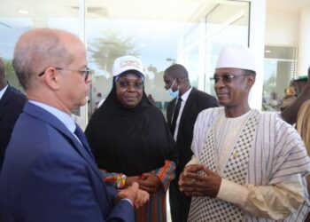 الوزير الأول المالي: اسمحوا لي أن أشيد بحرارة بجلالة الملك محمد السادس ملك المغرب