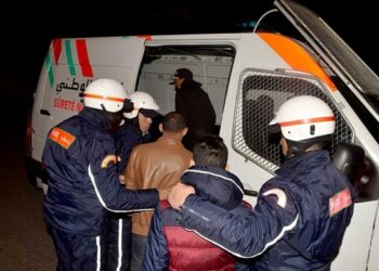 شرطة طنجة تستعمل BOLAWRAP لتوقيف شخص في حالة هيجان