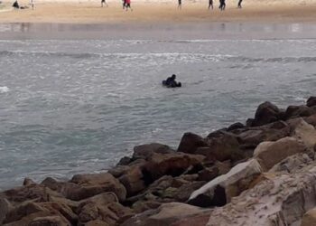 غرق تلميذ بشاطئ مالاباطا بمدينة طنجة