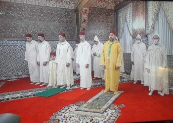 أمير المؤمنين جلالة الملك محمد السادس يؤدي صلاة عيد الأضحى المبارك