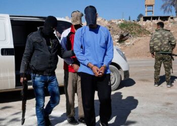 محكمة أميركية تحكم بالحبس مدى الحياة على عضو “خلية البيتلز” التابعة لتنظيم الدولة الإسلامية