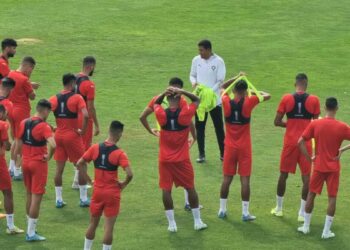 المنتخب الوطني للاعبين المحليين يتعادل مع قطر
