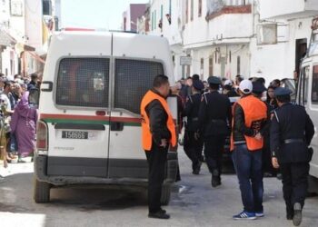 توقيف عائلة مكونة من سبعة أفراد بشبهة السرقة من داخل محلات تجارية بالمضيق