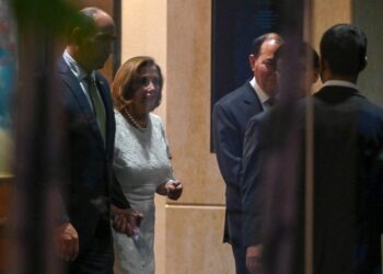 رحلة نانسي بيلوسي إلى تايوان الأكثر تتبعا في تاريخ موقع لتعقب الطائرات