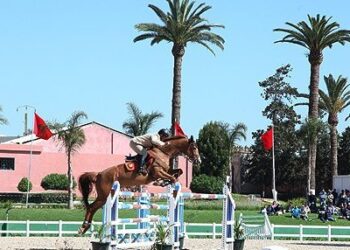 انطلاق منافسات المباراة الرسمية للقفز على الحواجز بتمارة لنيل الجائزة الكبرى لصاحب الجلالة الملك محمد السادس