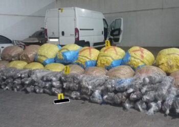 اعتقال ذو سوابق بحوزته 150 كلغ من الكيف و250 كلغ من التبغ المهرب