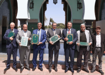 مذهب الحكومة والنقابات في الحوار