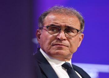 اقتصادي أمريكي: الحرب العالمية الثالثة قد بدأت