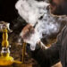 الحكومة تتجه لرفع الضرائب على “الشيشة”