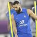 إصابة بنزيمة ومغادرته مبكراً تدريب “الديوك”