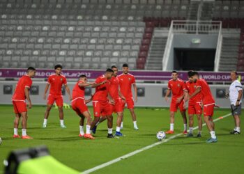 المنتخب الوطني يجري حصة تدريبية خفيفة