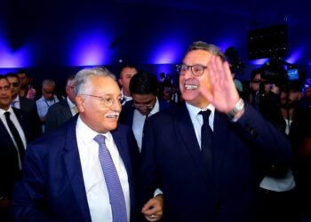 بنعبد الله يجر أخنوش للمؤتمر ويعطيه درسا في السياسة وينبهه لعجز وفشل حكومته