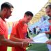 فيديو…لقاء بعض لاعبي المنتخب الوطني مع الجماهير المغربية بقطر