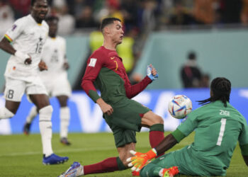 البرتغال تفوز بصعوبة على غانا في مباراة مثيرة