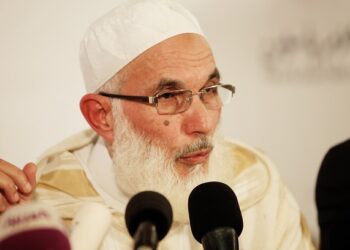 جماعة العدل والإحسان تداري عن الفضائح الأخلاقية لقياداتها