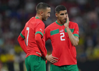 الركراكي يؤكد جاهزية حكيمي ومزراوي