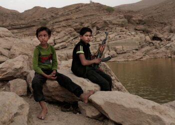 11 ألف طفل يمني بين ضحايا الحرب وارتفاع أعداد المجندين