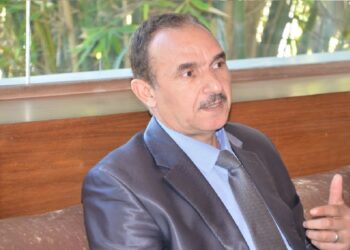 بعد مجموعة من الصحفيين بنعلي يطرد مدير نشر المنعطف