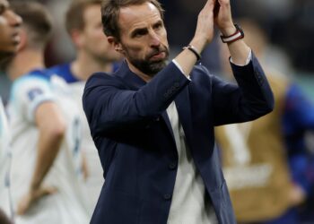 ساوثجيت مستمر في تدريب المنتخب الإنجليزي