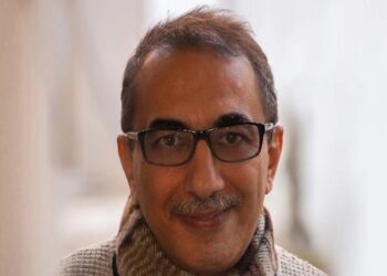 اعتقال صحافي وتفتيش منزله وتشميع مقر جريدتين في الجزائر