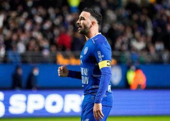 لاعب منتخب فرنسا السابق: “فيفا” ظلم بونو.. وجامل أكبر “وغد” في العالم