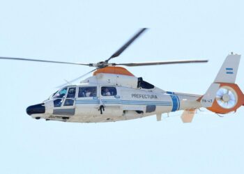 بسبب التدفق الجماهيري.. ميسي ورفاقه يحتفلون عبر جولة بالطائرة