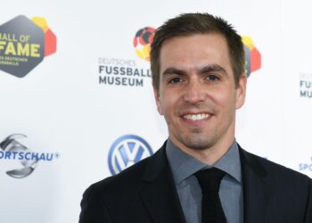 لام: منتخب ألمانيا يفتقر للبنية الدفاعية والاستقرار