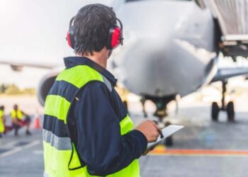 اتفاق مع المراقبين الجويين من شأنه ضمان السلم الاجتماعي لثلاث سنوات