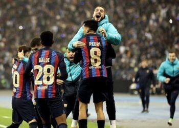 برشلونة يقسو على ريال مدريد ويتوج بلقب السوبر الإسباني