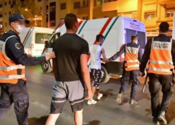 توقيف 18 مشجعا بسبب أحداث شغب عقب لقاء الجيش الملكي واولمبيك خريبكة