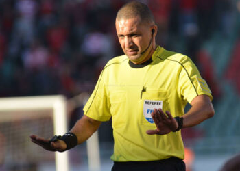 الحكم المغربي رضوان جيد ضمن قائمة حكام كأس العالم للأندية