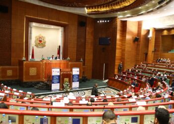 ايت الطالب يقدم مشروع القانون المتعلق بإحداث المجموعات الصحية أمام مجلس المستشارين