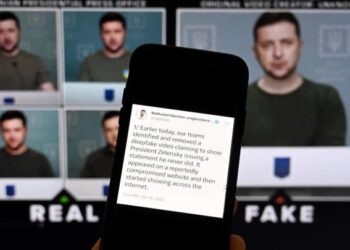 الدول تسعى لمكافحة التضليل الإعلامي بواسطة التزوير الفائق الواقعية