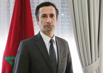 جلالة الملك ينهي مهام بنشعبون كسفير للمغرب بباريس
