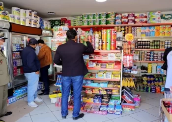 حجز أزيد من 11 طنا من المواد الغذائية في مستودع غير مرخص بالرباط