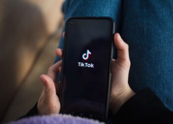 كندا تحظر تطبيق تيك توك على هواتفها وأجهزتها