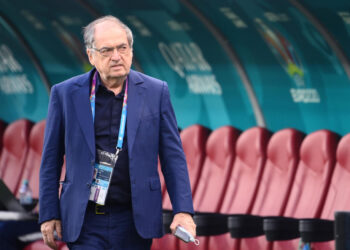 رئيس الاتحاد الفرنسي لكرة القدم يقدم استقالته للجنة التنفيذية