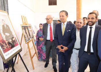 افتتاح معرض صور “زيارة جلالة الملك محمد السادس للأقاليم الجنوبية “