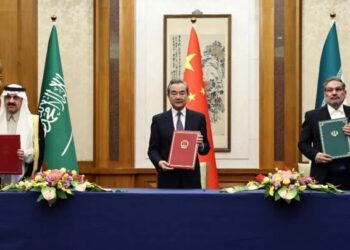 وزيرا الخارجية السعودي والإيراني يتعهدان بالاجتماع قبل نهاية رمضان