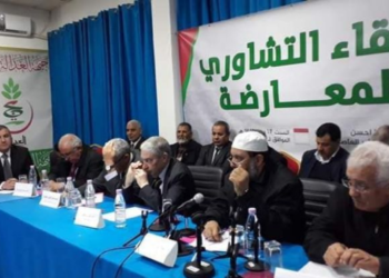 الجزائر: أحزاب معارضة تدين “تجريم” العمل السياسي والنقابي