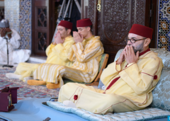 أمير المؤمنين يترأس الدرس الثالث من سلسلة الدروس الحسنية الرمضانية