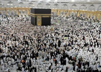 9 ملايين مصل ومعتمر في المسجد الحرام منذ بدء رمضان المبارك