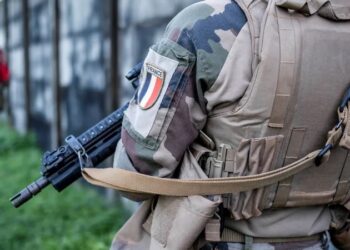 بعد مقتل متطوع فرنسي..باريس تعترف بوجود مقاتلين فرنسيين في أوكرانيا