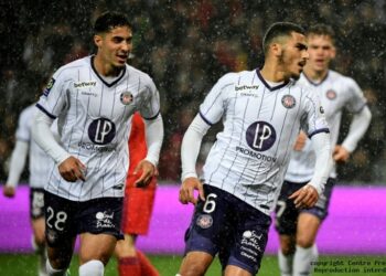 زكرياء أبوخلال يسجل هدف السابع في الدوري الفرنسي