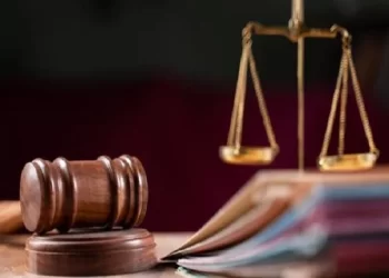 رفض السراح المؤقت  للدكتور (ا.ا) ومن معه المتابعين في قضية تزوير ونصب والاتجار في البشر