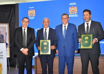 التوقيع بأكادير على مذكرتي تفاهم واتفاقية إطار تنفذ بموجبهما مجموعة “LEONI” الألمانية 6 مشاريع استثمارية بأزيد من 932 مليون درهم