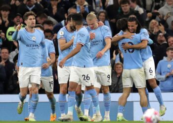 مانشستر سيتي يهزم ليدز ويعزز صدارته للدوري الإنجليزي الممتاز