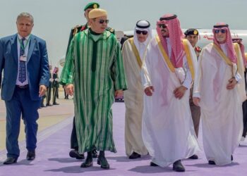 بدءالقمة العربية بجدة بحضور  الأمير مولاي رشيد ممثلا لجلالة الملك