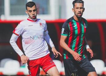 البطولةالاحترافية: الصراع يتواصل بين الجيش الملكي المتصدر والوداد الرياضي المطارد بعد فوزهما على الفتح والماط